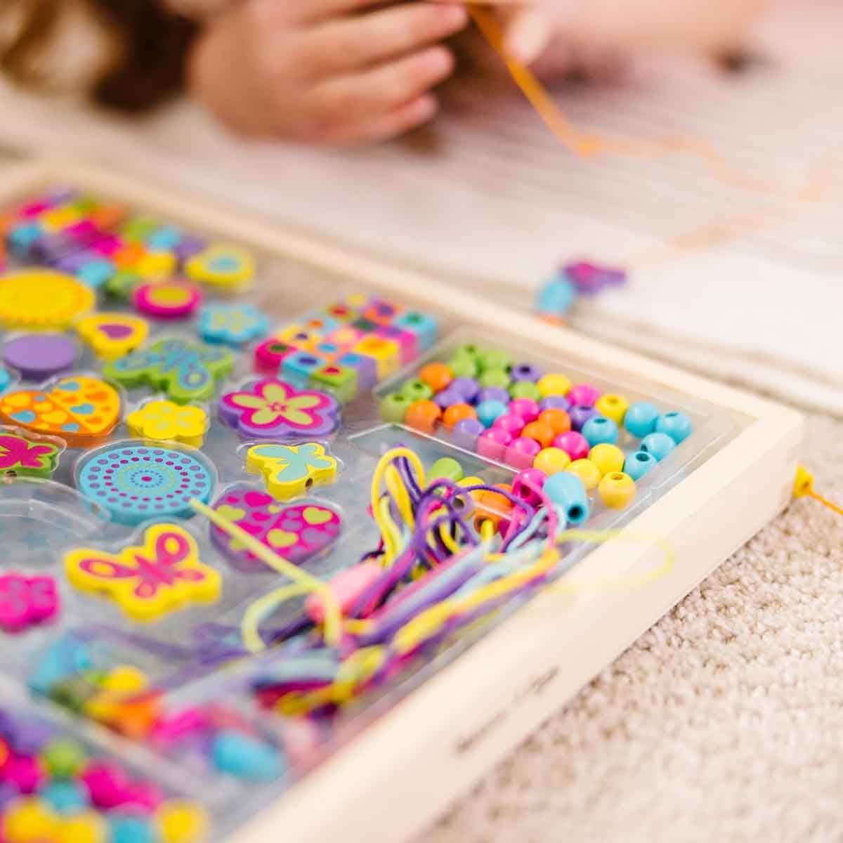 Melissa & Doug Created By Me! Bead Bouquet Deluxe Wooden Bead Set Unisex, 5-7 Years