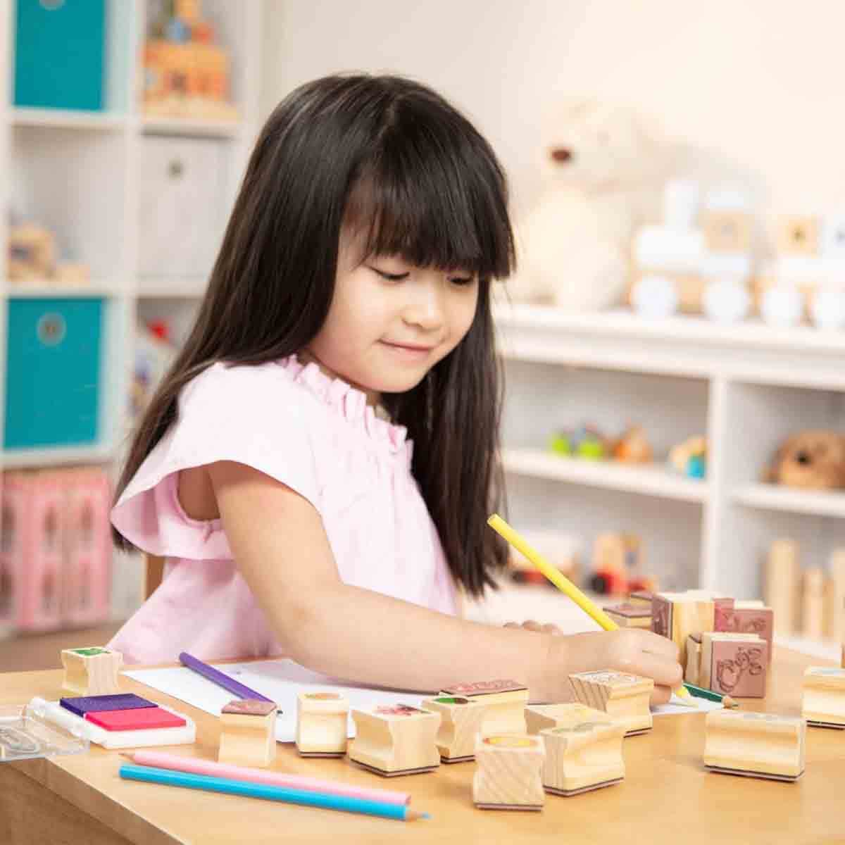 Melissa & Doug Stamp-A-Scene Fairy Garden Playset Unisex, 5-7 Years