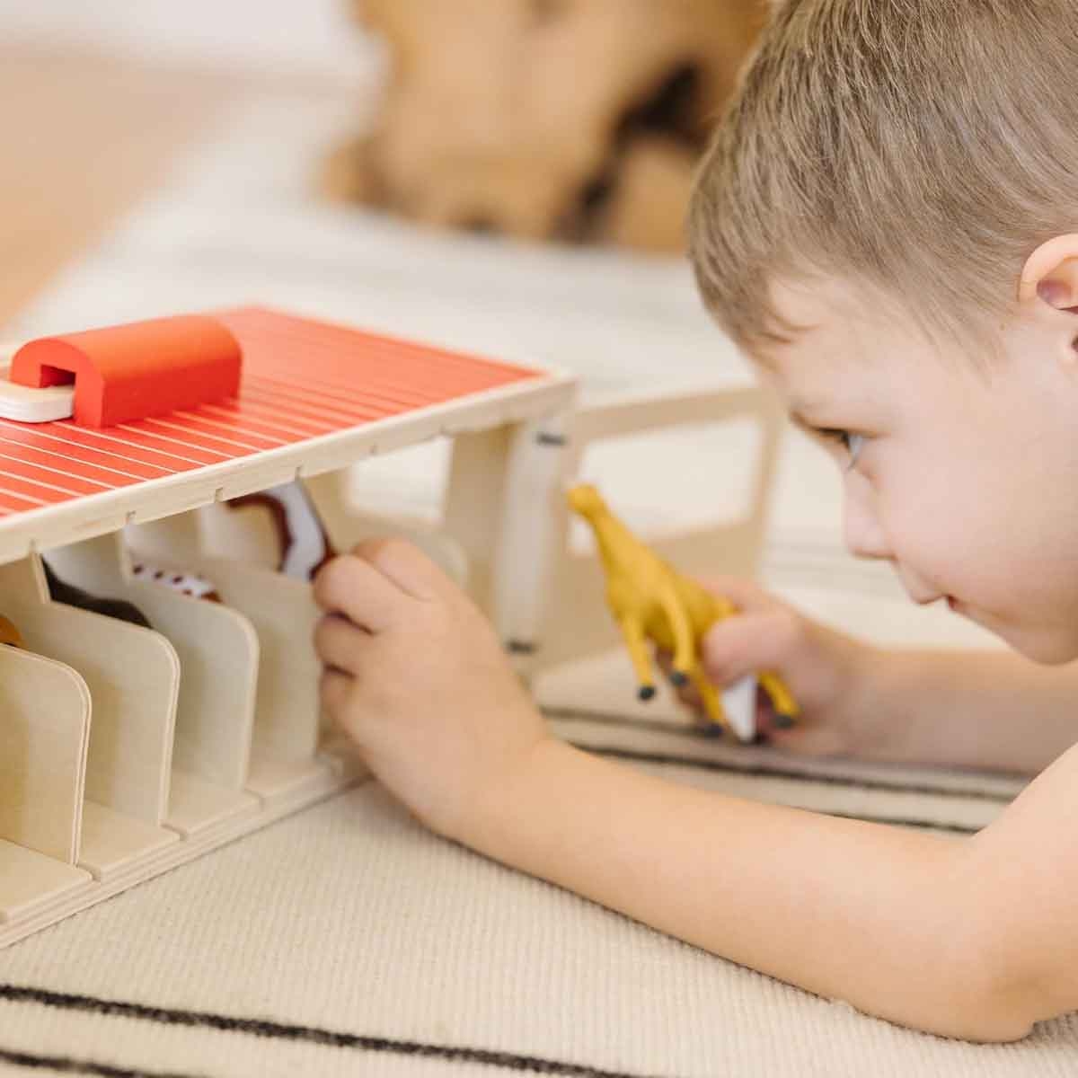 Melissa & Doug Take Along Show Horse Stable Play Set Unisex, 3-4 Years