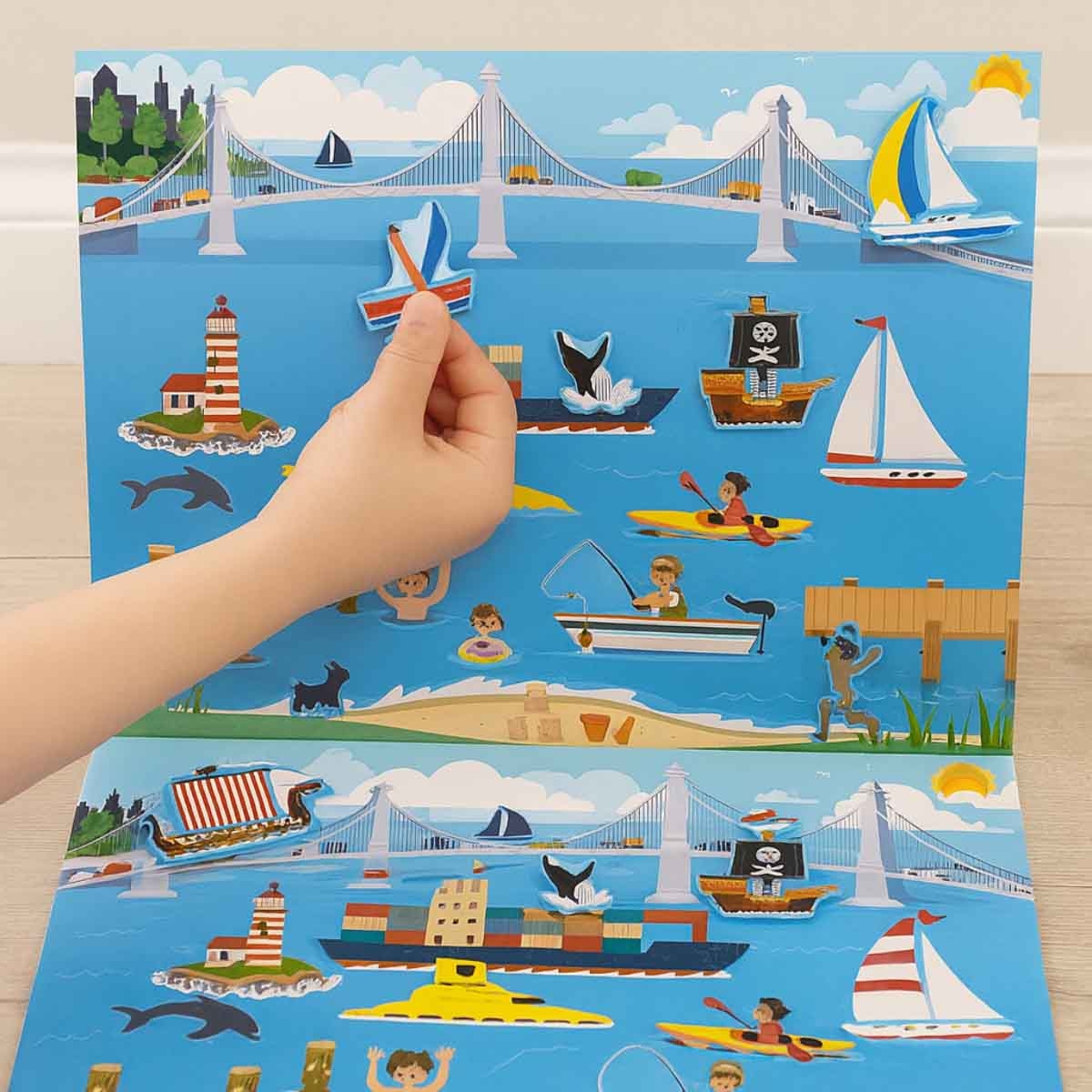 Melissa & Doug Vehicles Reusable Sticker Pad with 165+ Reusable Stickers Unisex, 3-4 Years