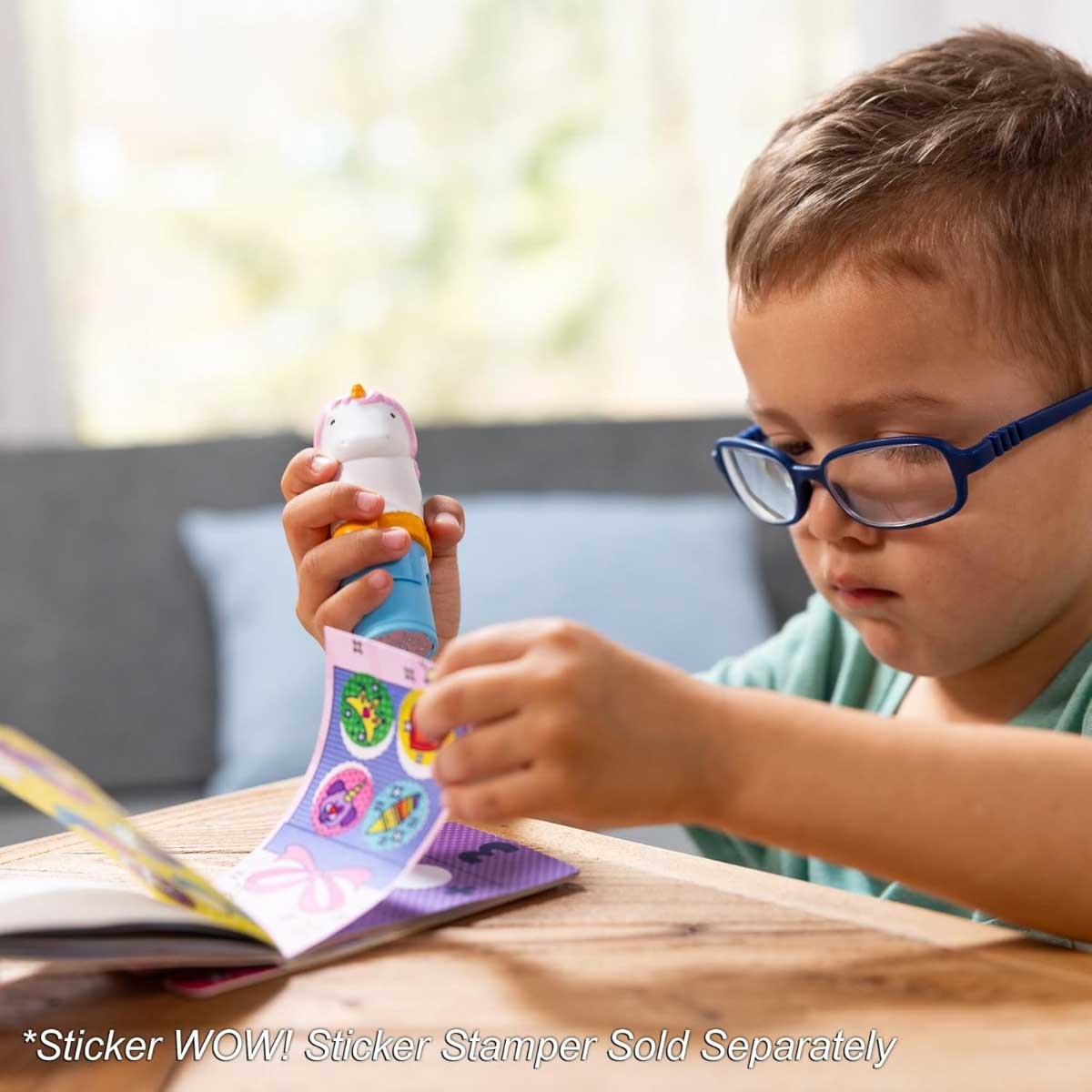 مجموعة ملصقات ميليسا آند دوغ المكونة من 200 قطعة! دفتر أنشطة صغير مع ملصقات إعادة تعبئة، مناسبة للجنسين، من 3 إلى 4 سنوات