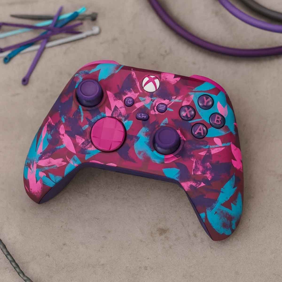 Microsoft Xbox Series Heart Breaker Special Edition Wireless Controller