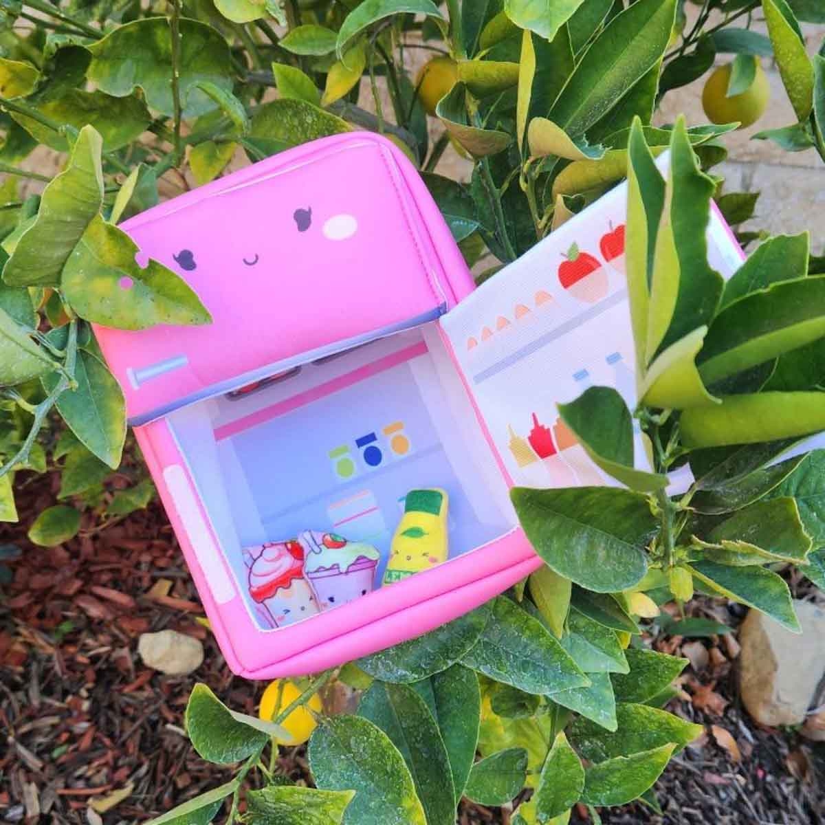 ميني مينز مجموعة دمية محشوة على شكل ثلاجة مع حاويات للجنسين، 3-4 سنوات