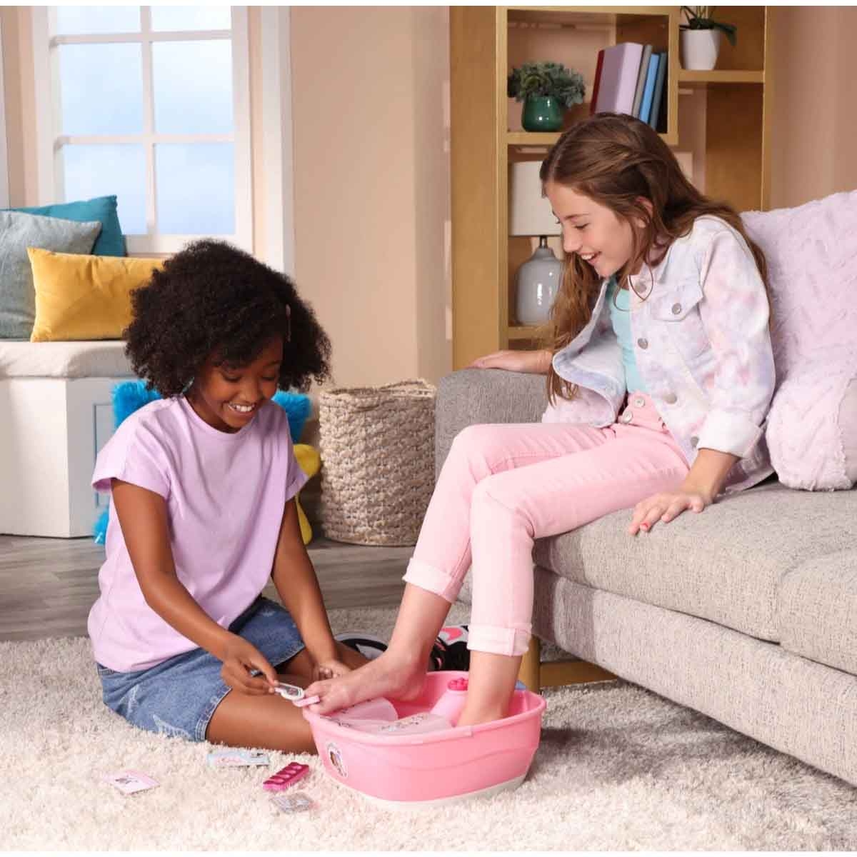 ميراكولوس مجموعة استوديو المانيكير وسبا القدم مارينيت للبنات، 8-10 سنوات