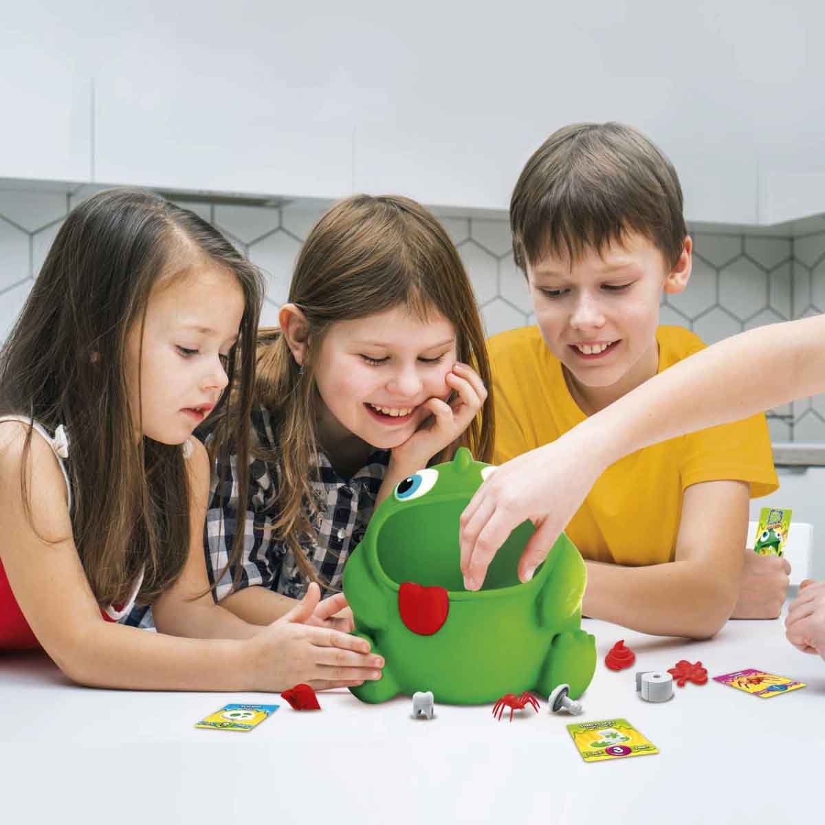 Monopoly Card Game with Craze Slime Monster & Ankit Toys Chess Board Game Bundle Pack Unisex, 5-7 Years