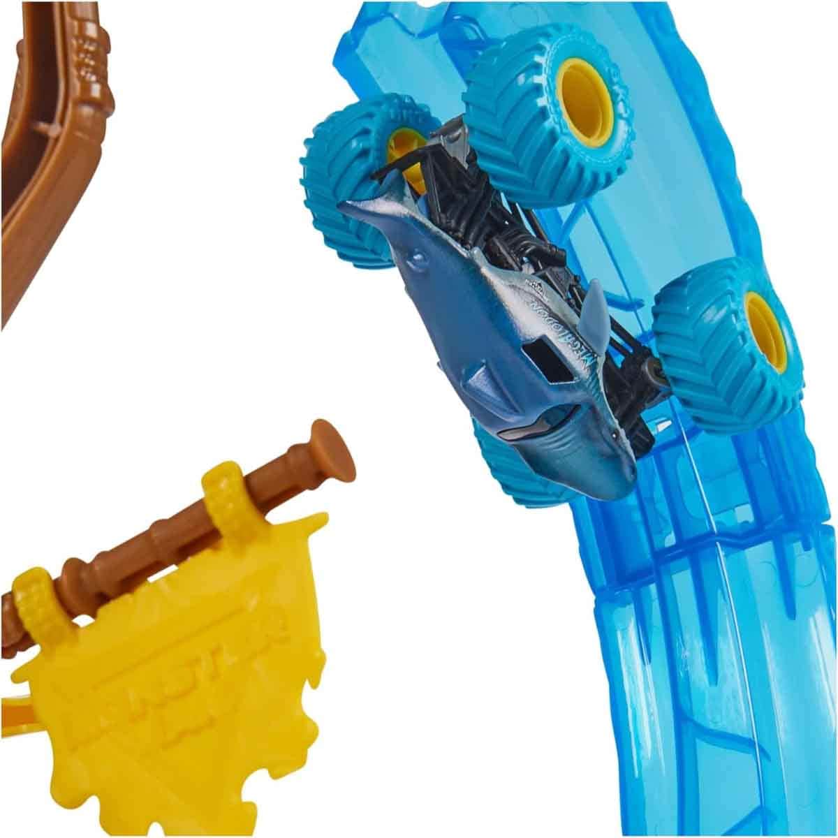 Monster Jam 1:64 Scale Loop of Doom Stunt Playset Unisex, 3-4 Years