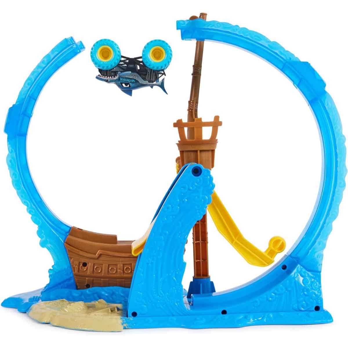 Monster Jam 1:64 Scale Loop of Doom Stunt Playset Unisex, 3-4 Years