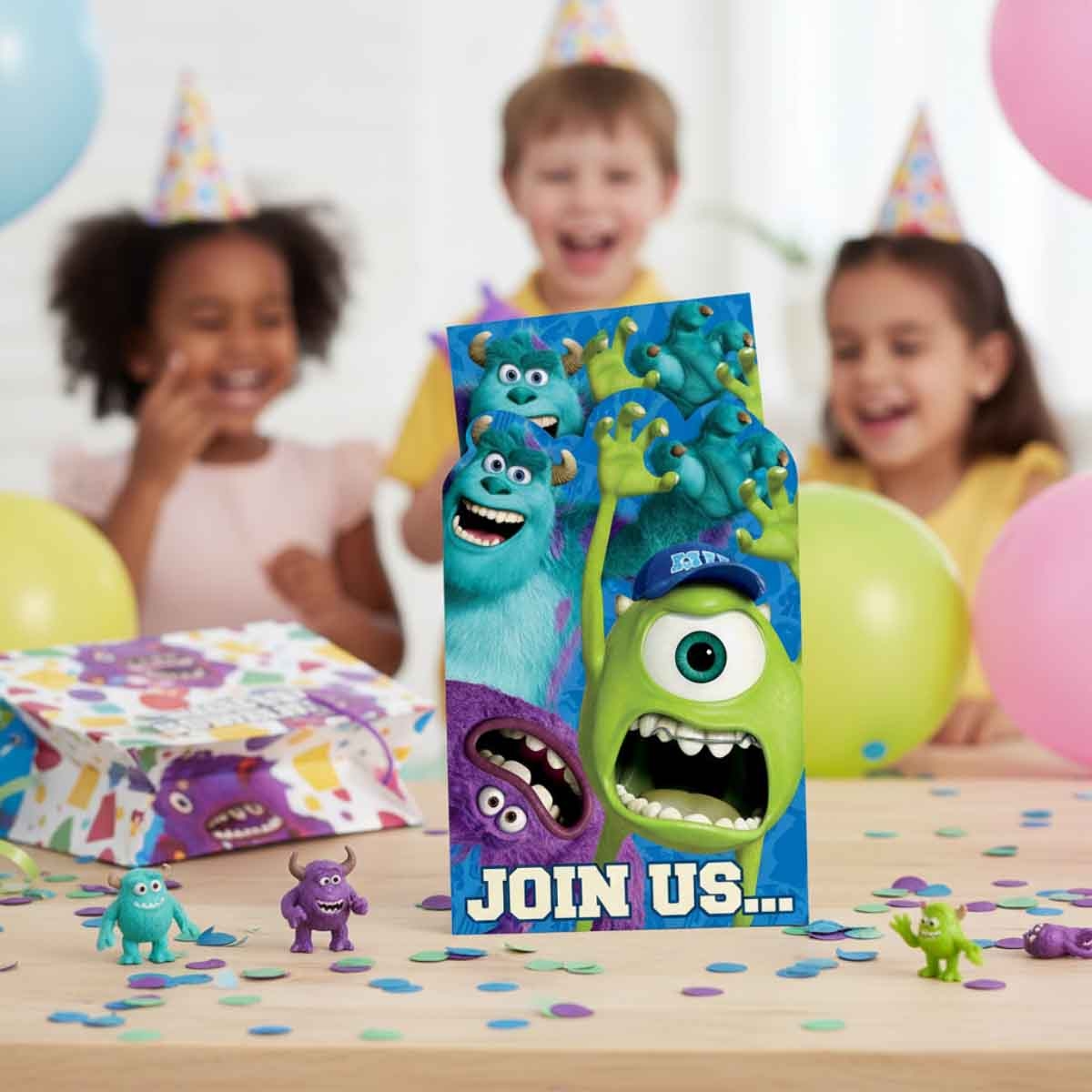 Monsters University 8-Piece Invitation Set