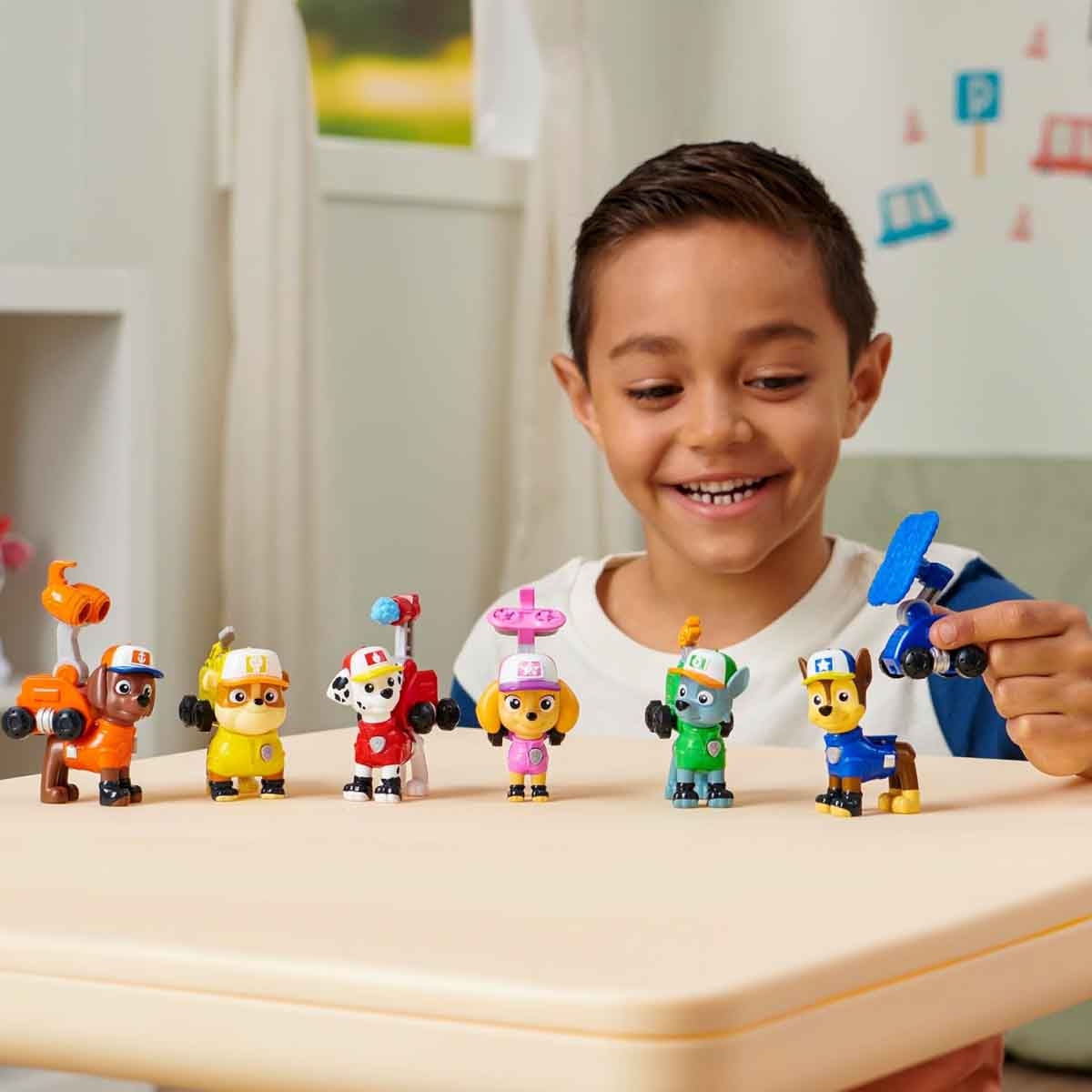 Paw Patrol Assorted Big Truck Hero Pups Figure Playset Unisex, 3-4 Years