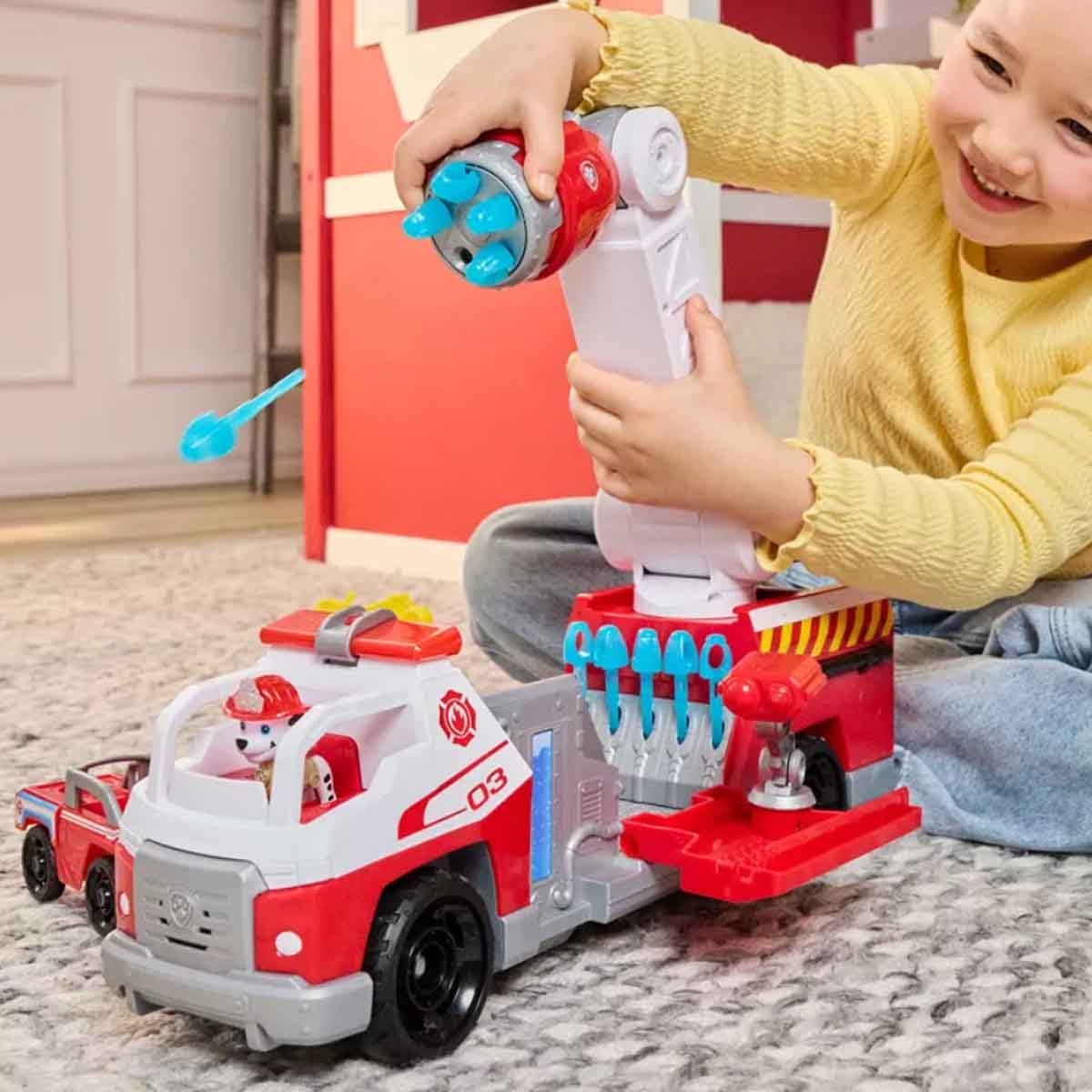 Paw Patrol Fire Rescue Deluxe Fire Truck Toy Vehicle Unisex, 3-4 Years