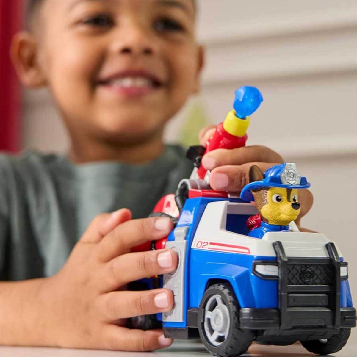 Paw Patrol Fire Rescue Large Vehicle & Chase Toy Playset Unisex, 3-4 Years