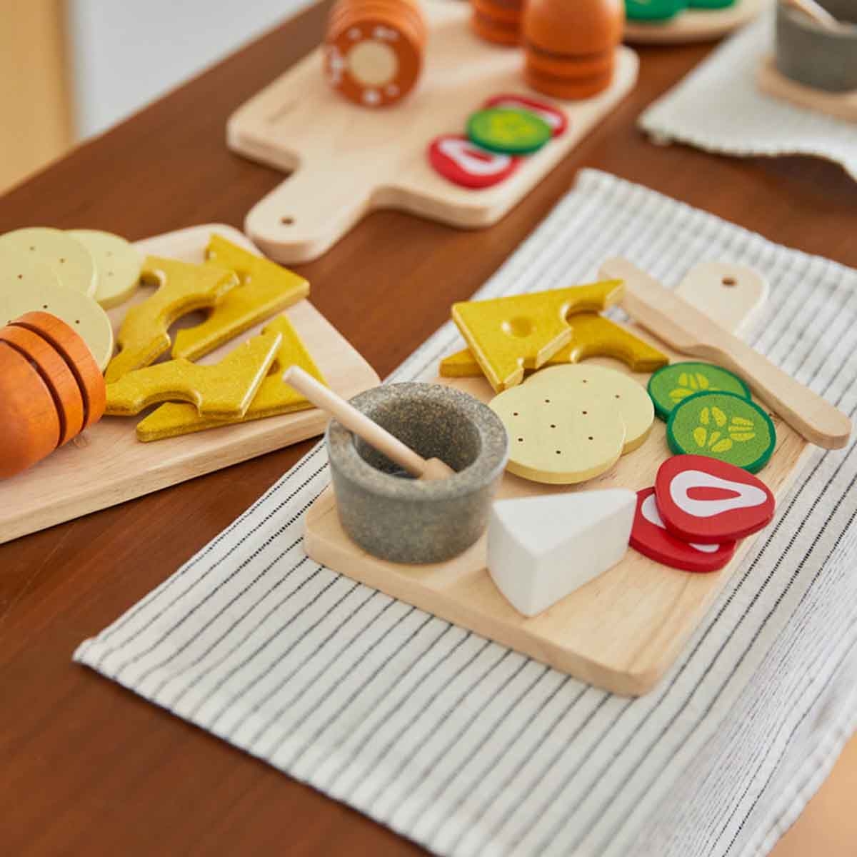 بلان تويز لوحة أجبان ومقبلات لألعاب المطبخ، للجنسين، من عمر 3 إلى 4 سنوات