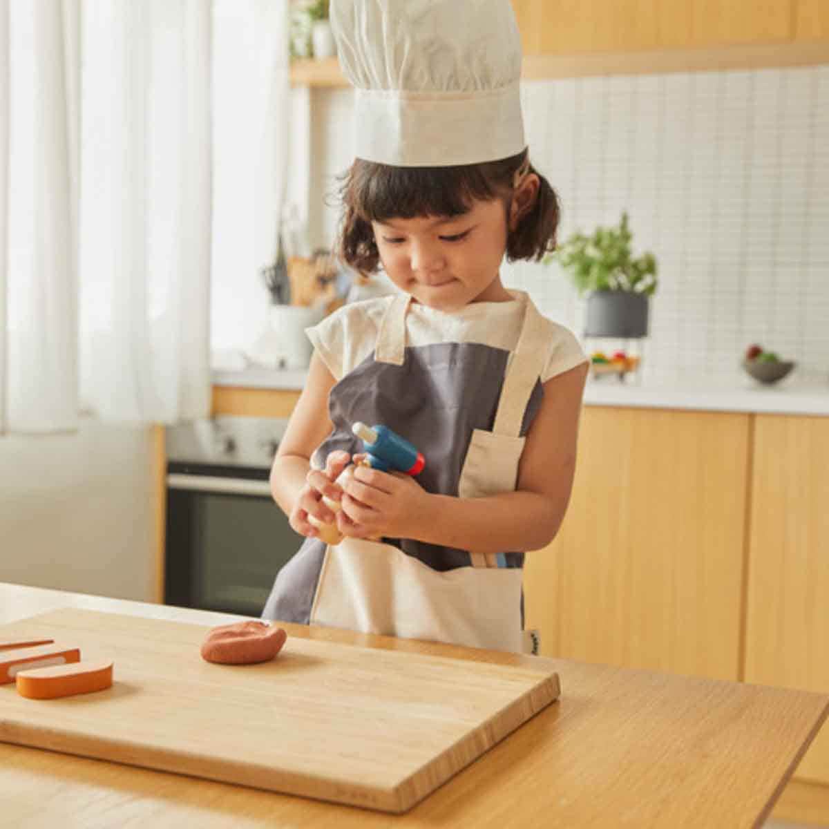 PlanToys Chef Play Kitchen Set Unisex, 3-4 Years