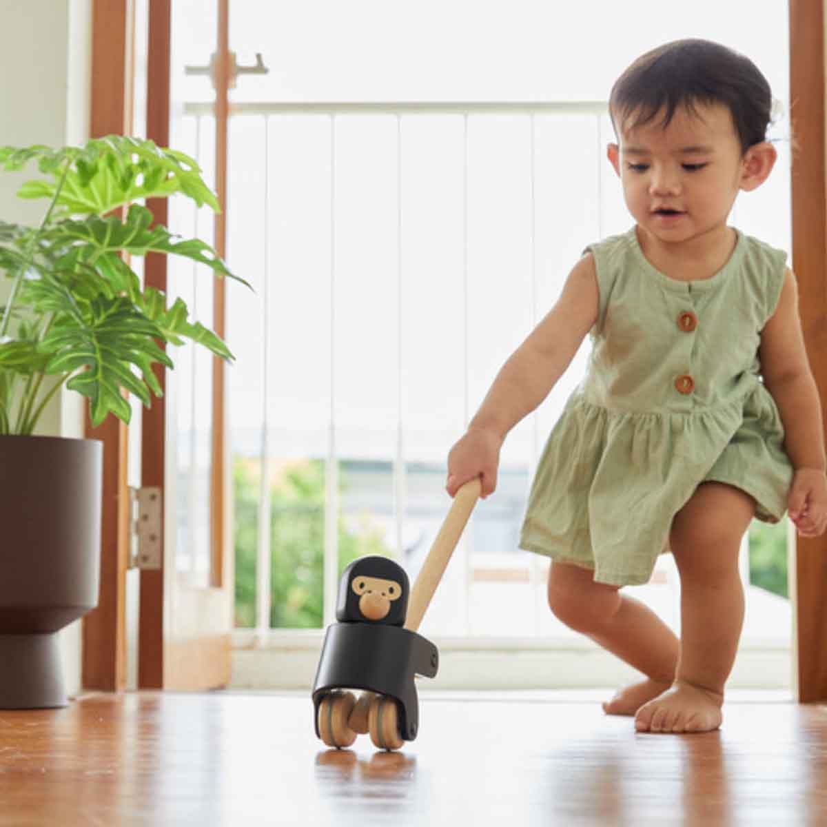 PlanToys Climbing Gorilla Toddler, 0-2 Years