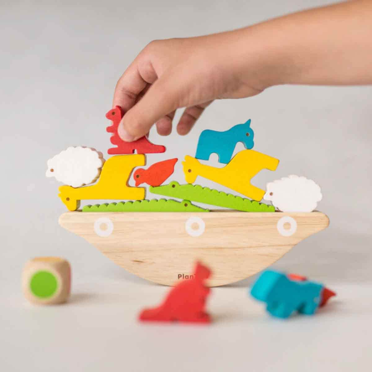 PlanToys Wooden Balancing Boat Blocks Game Unisex, 3-4 Years