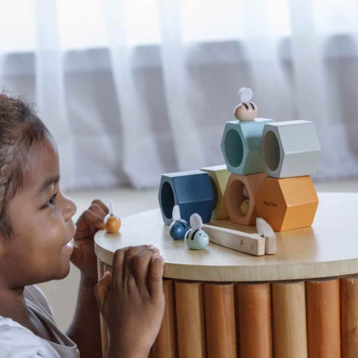 PlanToys Wooden Bee Hive-Orchard Blocks Game Unisex, 3-4 Years