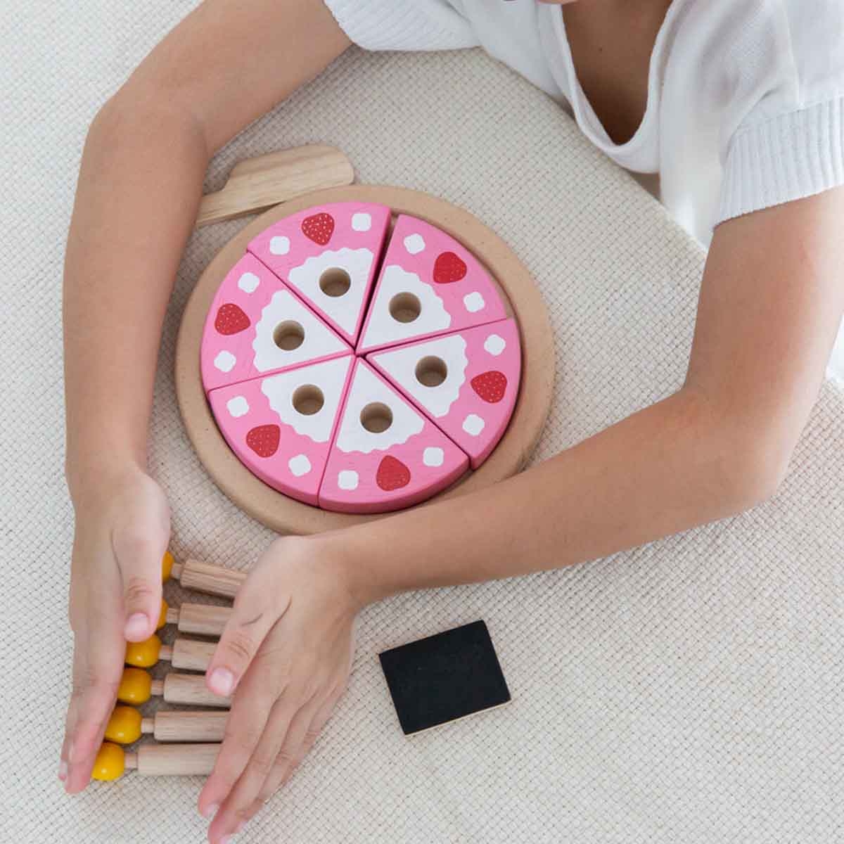 بلان تويز مجموعة كعكة عيد ميلاد خشبية، للجنسين، من عمر 3 إلى 4 سنوات