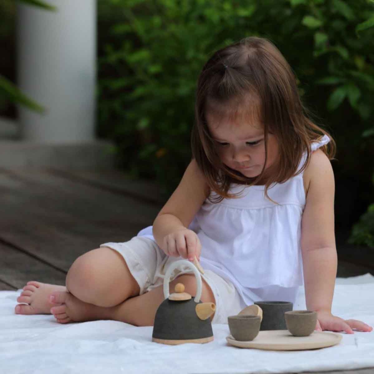 PlanToys Wooden Classic Tea Set Unisex, 3-4 Years