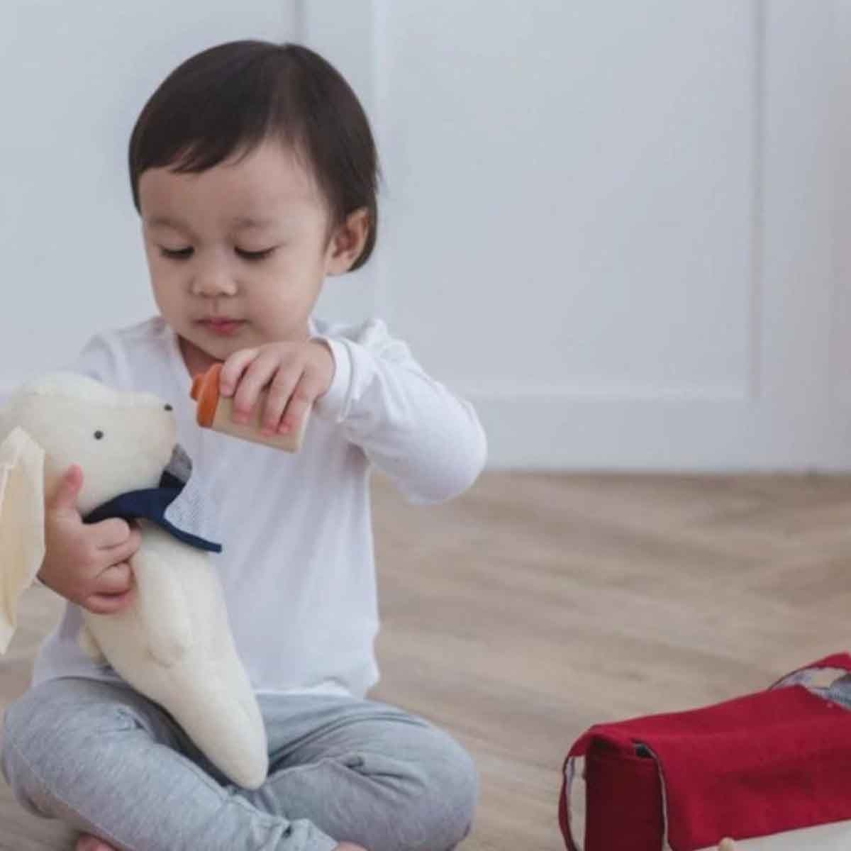 PlanToys Wooden Doll Feeding Set Unisex, 3-4 Years