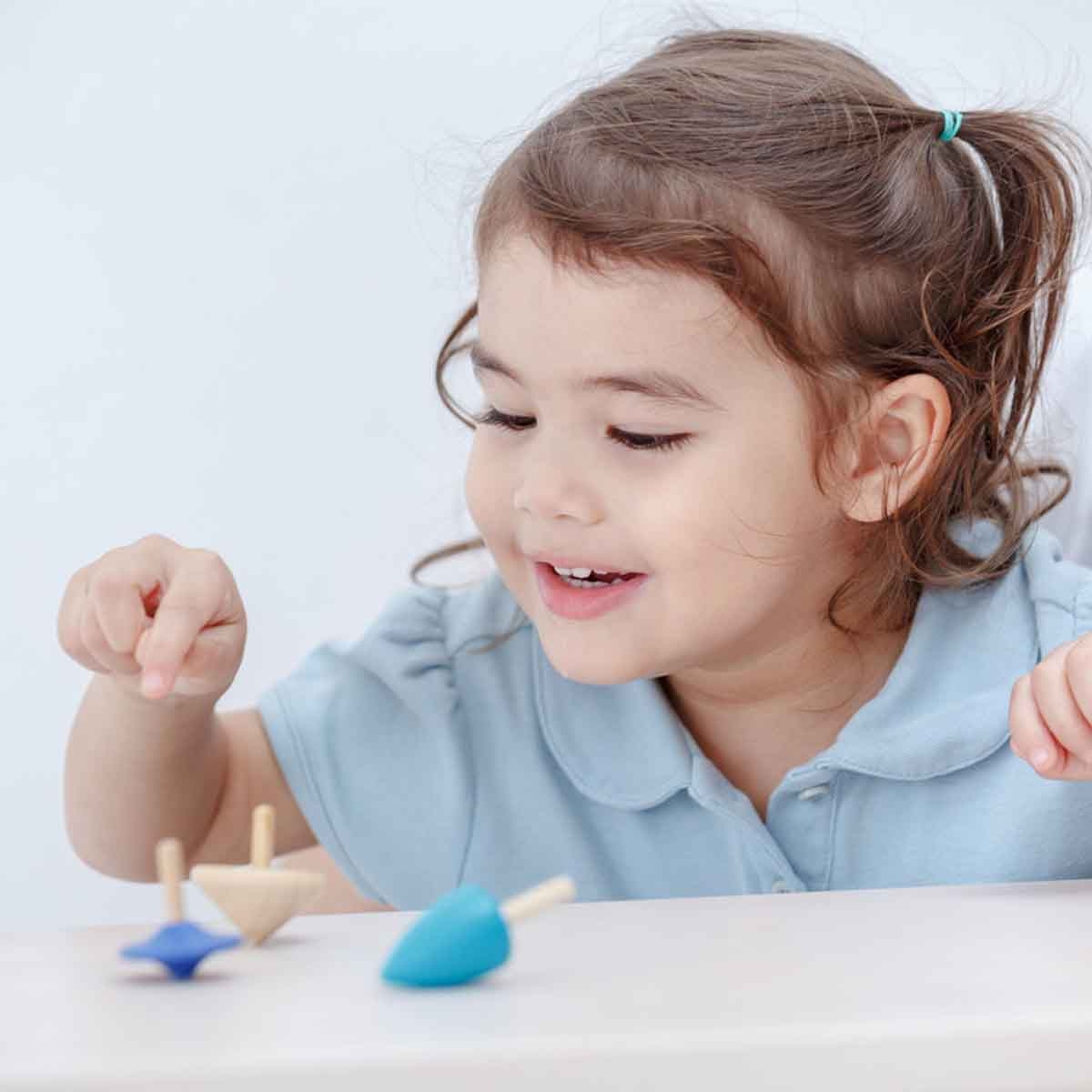 بلان تويز لعبة دوّامات خشبية، للجنسين، من عمر 3 إلى 4 سنوات