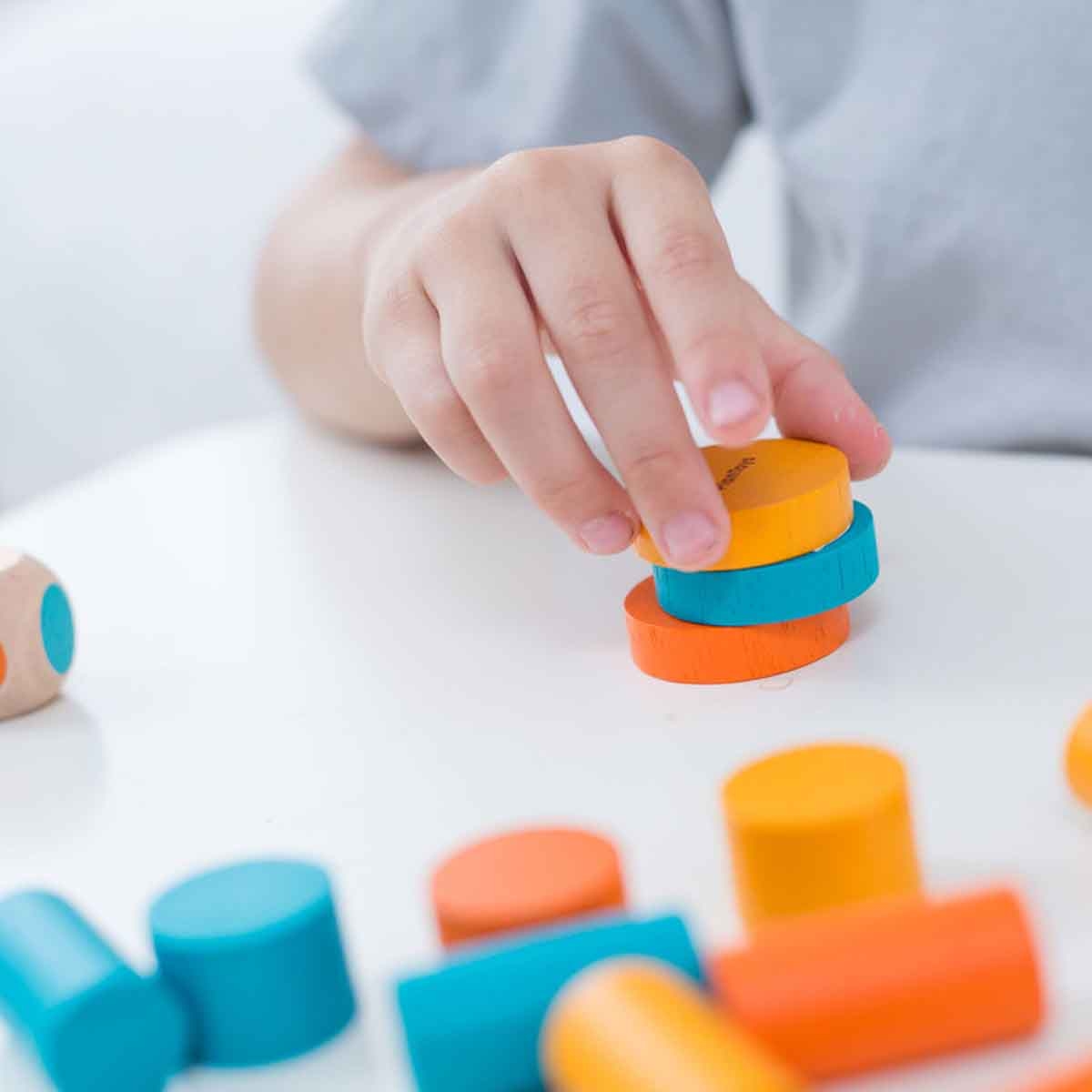 PlanToys Wooden Stacking Game Unisex, 3-4 Years