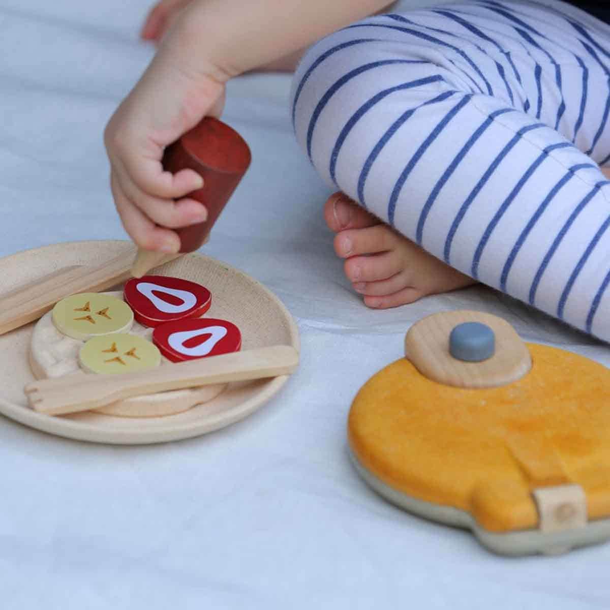 PlanToys Wooden Waffle Set Unisex, 3-4 Years