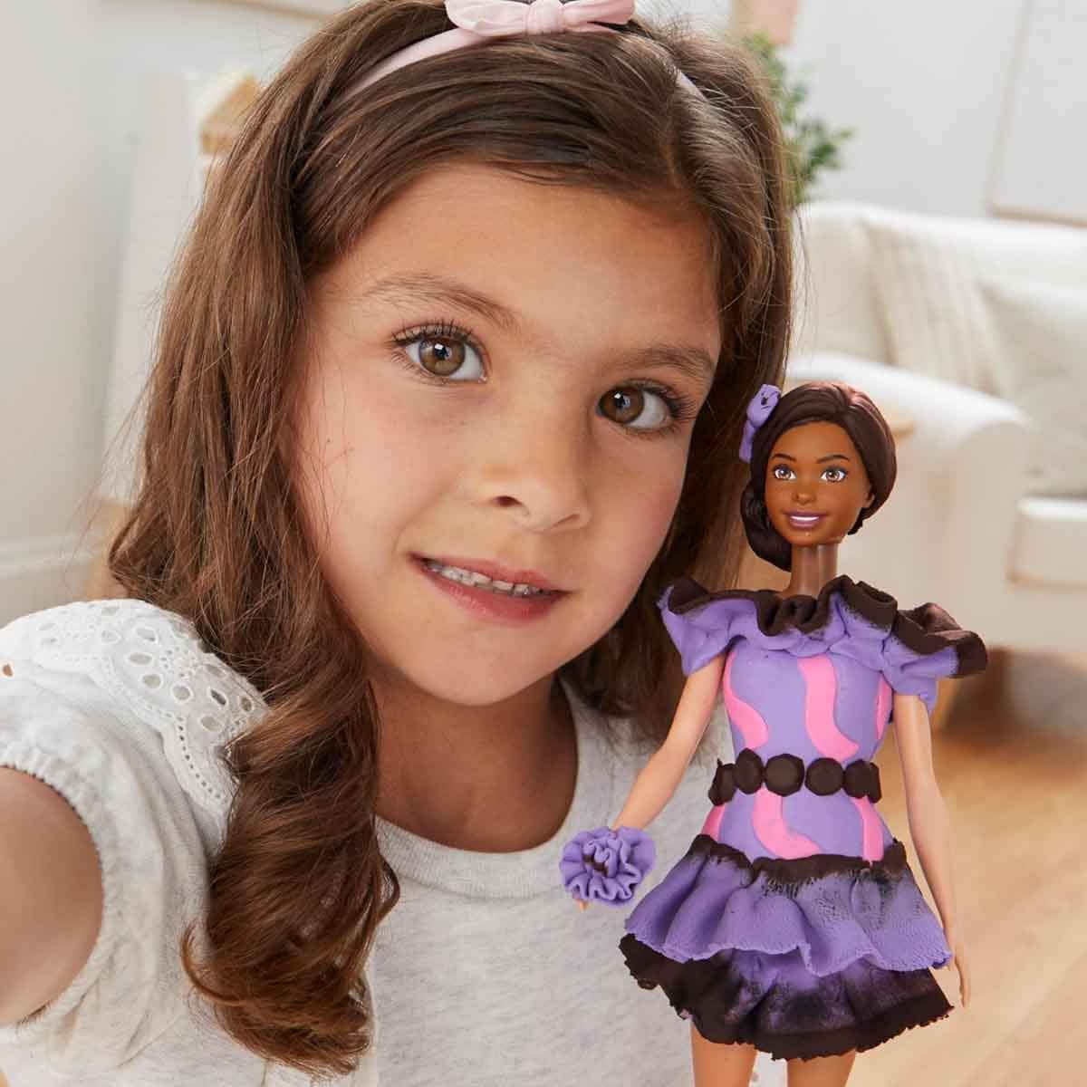 Play-Doh Barbie Fashionista Ruffles Dollset Girls, 5-7 Years