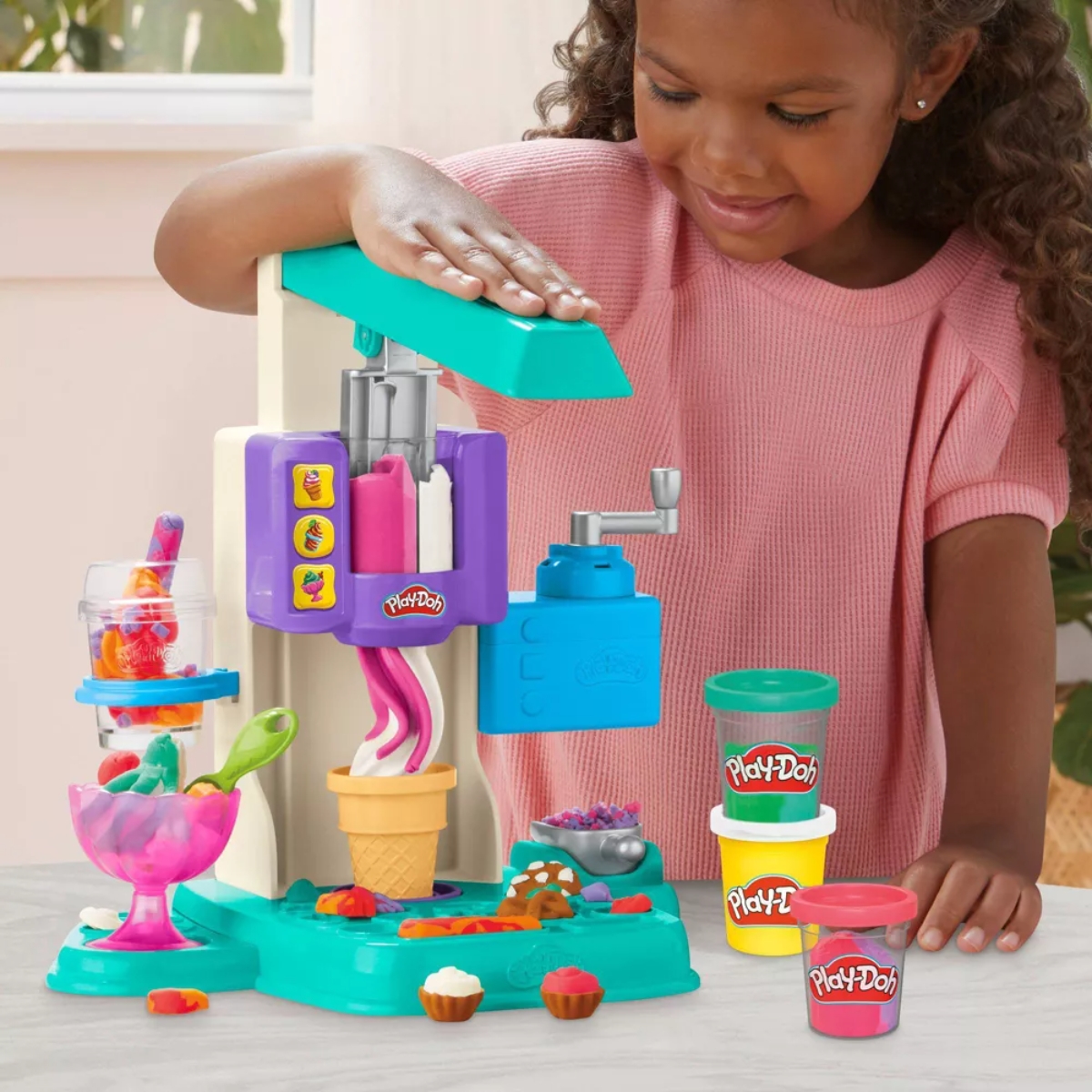 Play-Doh Colourful Rainbow Ice Cream Maker Playset Unisex, 3-4 Years