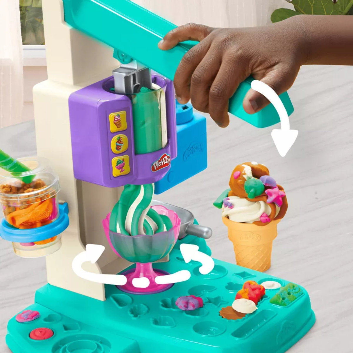 Play-Doh Colourful Rainbow Ice Cream Maker Playset Unisex, 3-4 Years