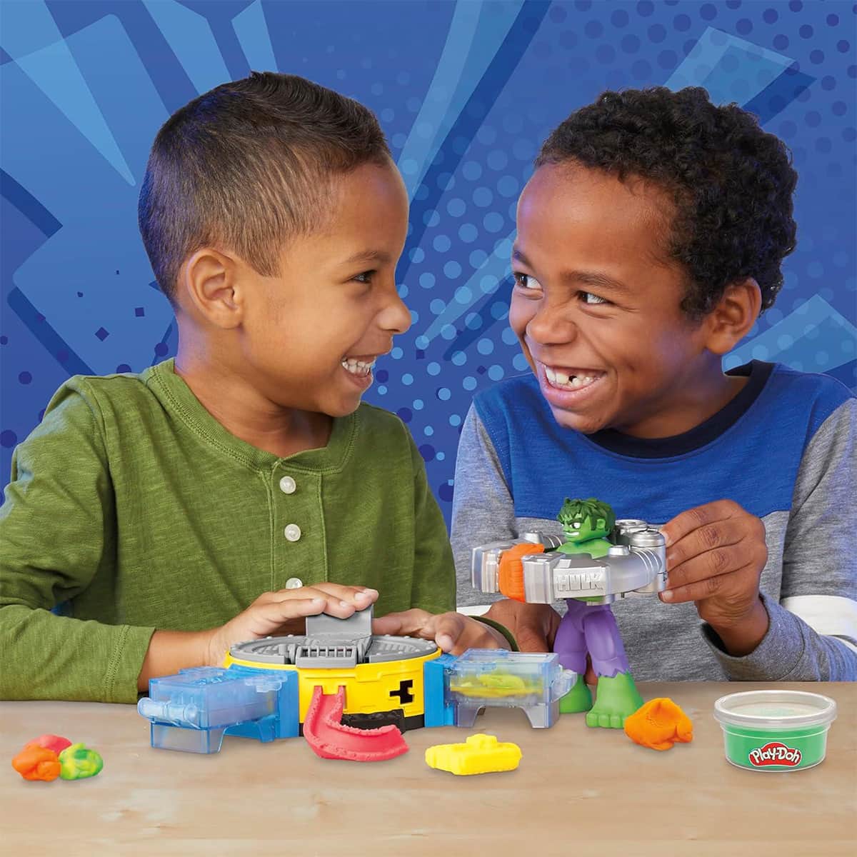 Play-Doh Marvel Hulk Smash & Squish Playset with Hulk Action Figure Unisex, 5-7 Years