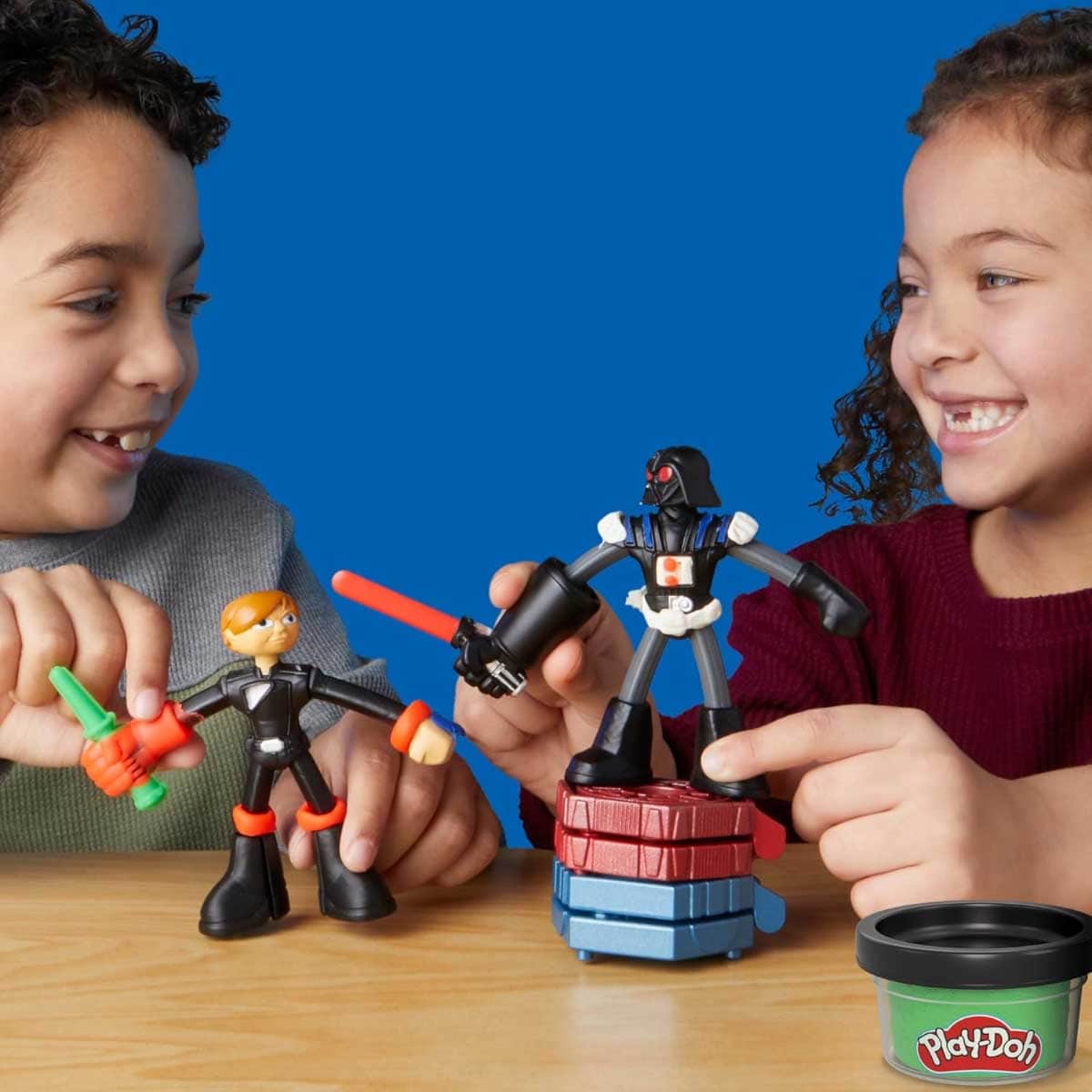 Play-Doh Star Wars Squish & Slice Lightsabers Playset Unisex, 5-7 Years