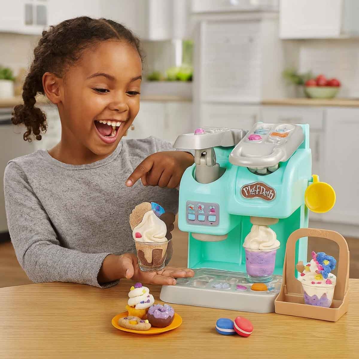 بلاي-دو مجموعة مقهى ملون، للجنسين، 3-4 سنوات