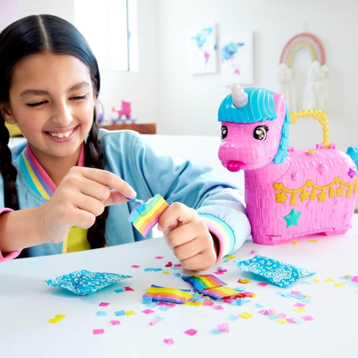 Polly Pocket 35th Celebration Unicorn Partyland Playset Girls, 5-7 Years