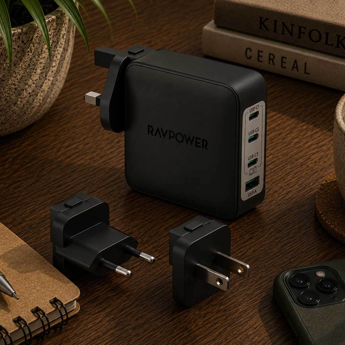 راف باور بي دي بايونير شاحن حائط 4 منافذ USB-C وUSB-A بقدرة 200 واط