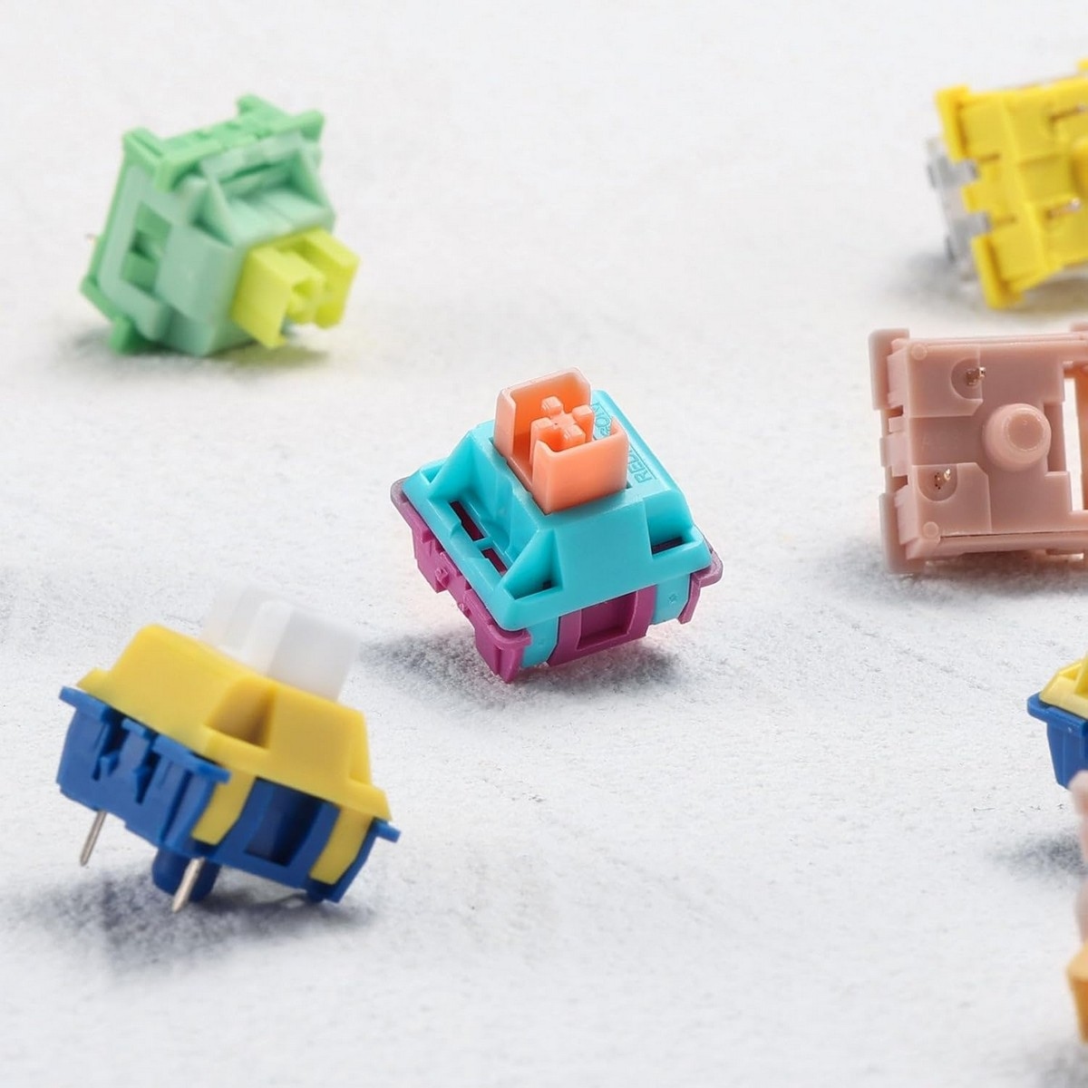 Redragon 24-Piece Bullet-R Mechanical Keyboard Switch Set