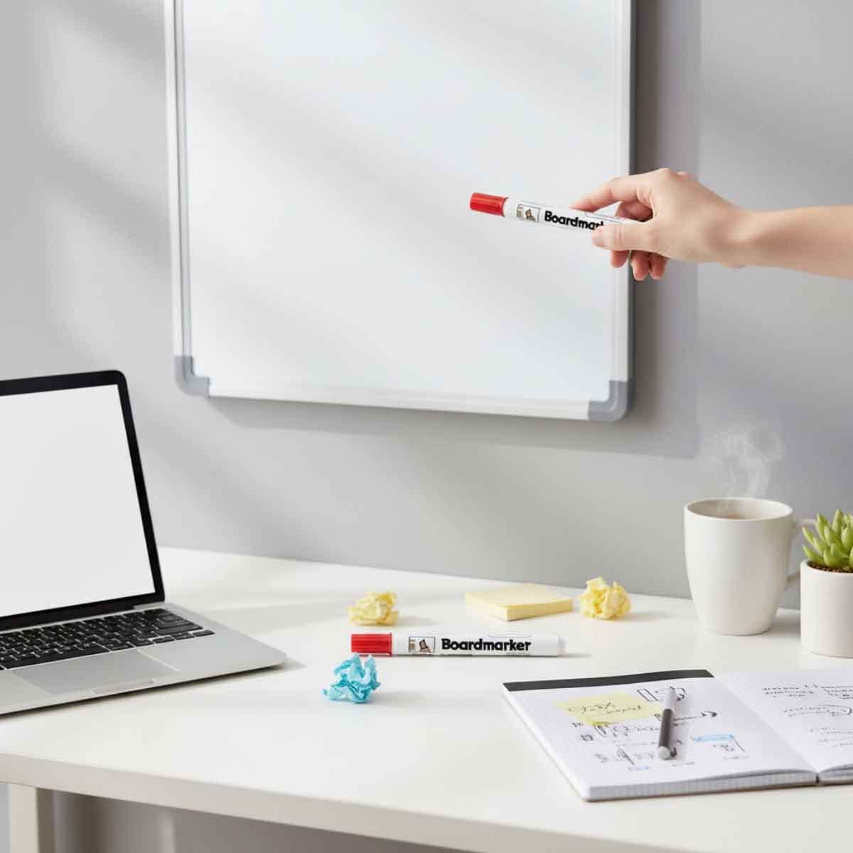 Roco Red 1.5-3mm Chisel Tip Whiteboard Marker