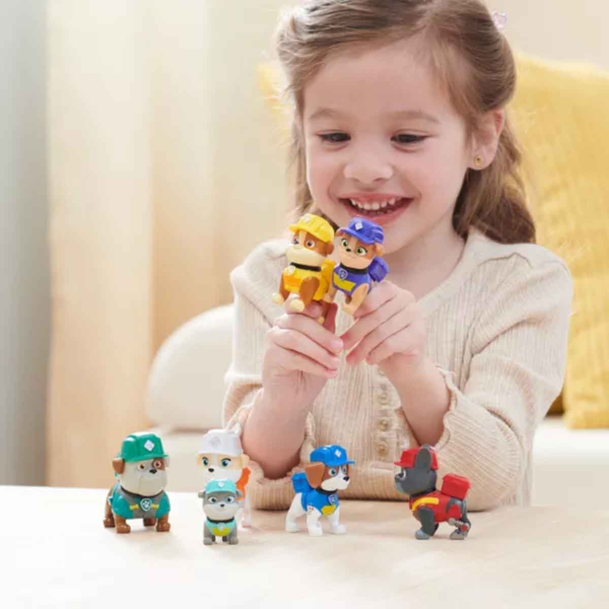 Rubble & Crew Rubble Family Gift Pack Animal Figures Set Unisex, 3-4 Years, Pack of 7