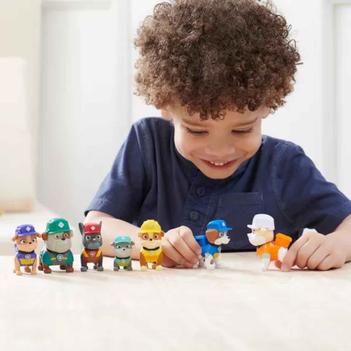 Rubble & Crew Rubble Family Gift Pack Animal Figures Set Unisex, 3-4 Years, Pack of 7