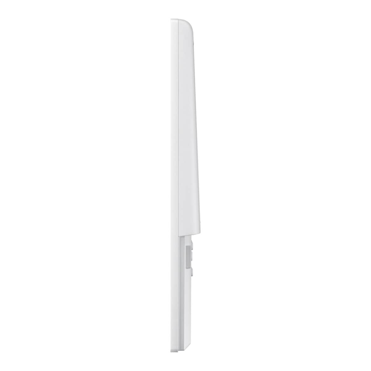 Samsung 24" FHD 250-Nit Touch Commercial Display