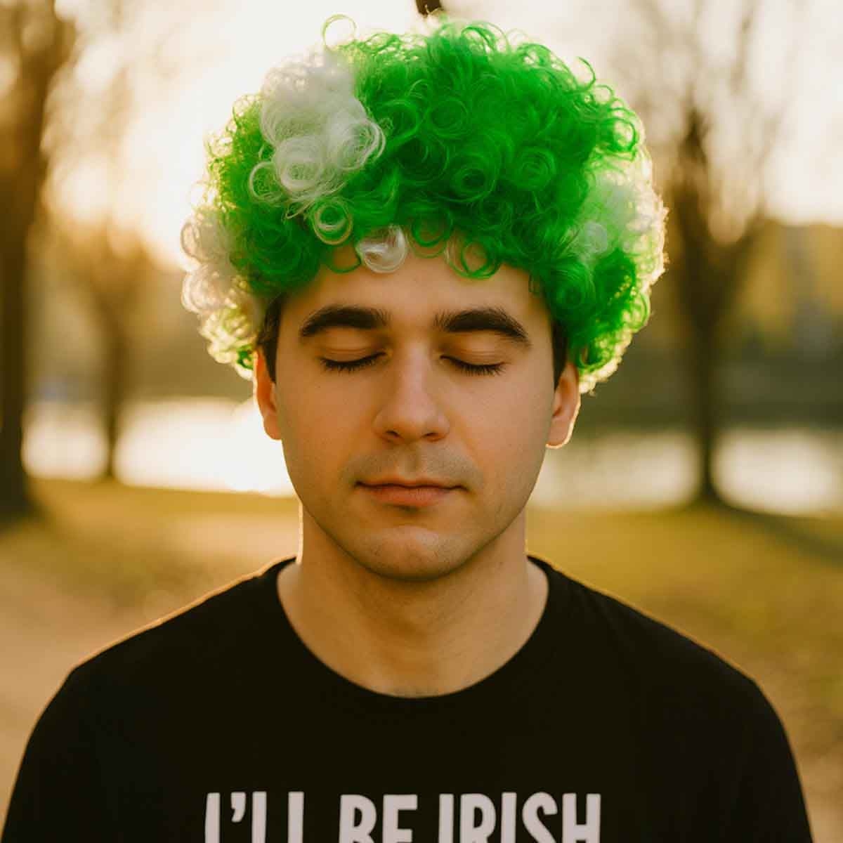 باروكة حفلات بشعر مجعد اكسسوار زي اليوم الوطني السعودي 95