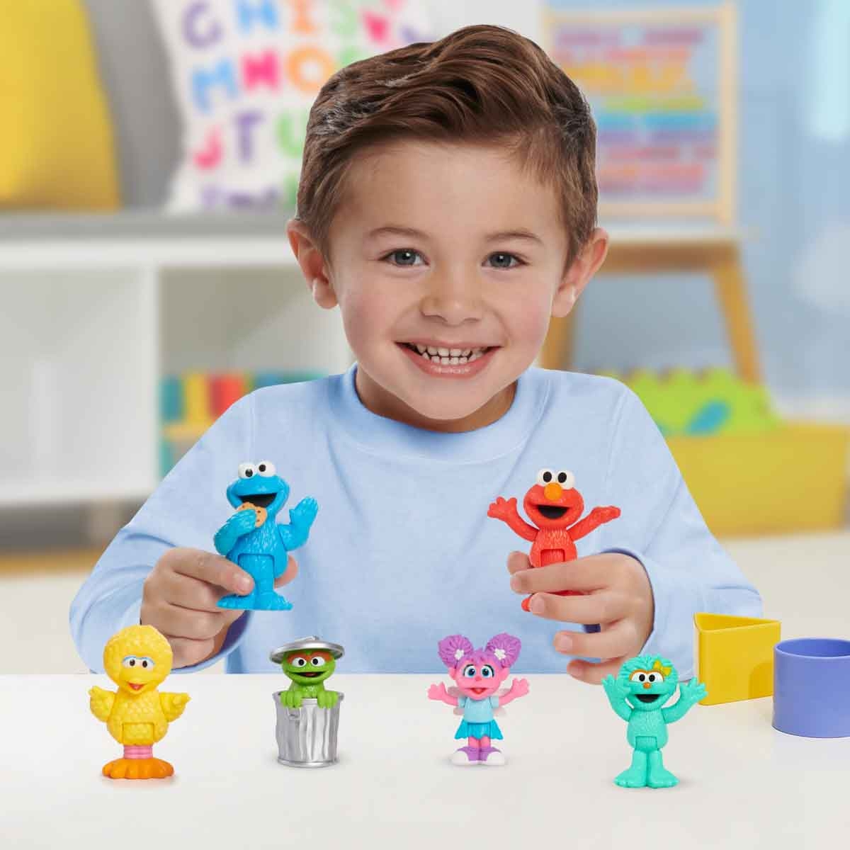 Sesame Street 6-Piece Neighborhood Friends Action Figure Set Unisex, 3-4 Years