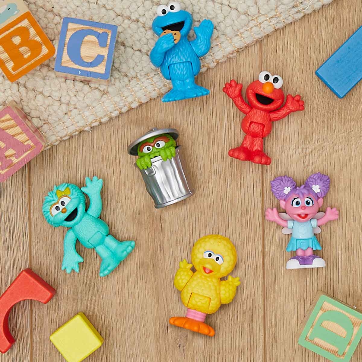 Sesame Street 6-Piece Neighborhood Friends Action Figure Set Unisex, 3-4 Years