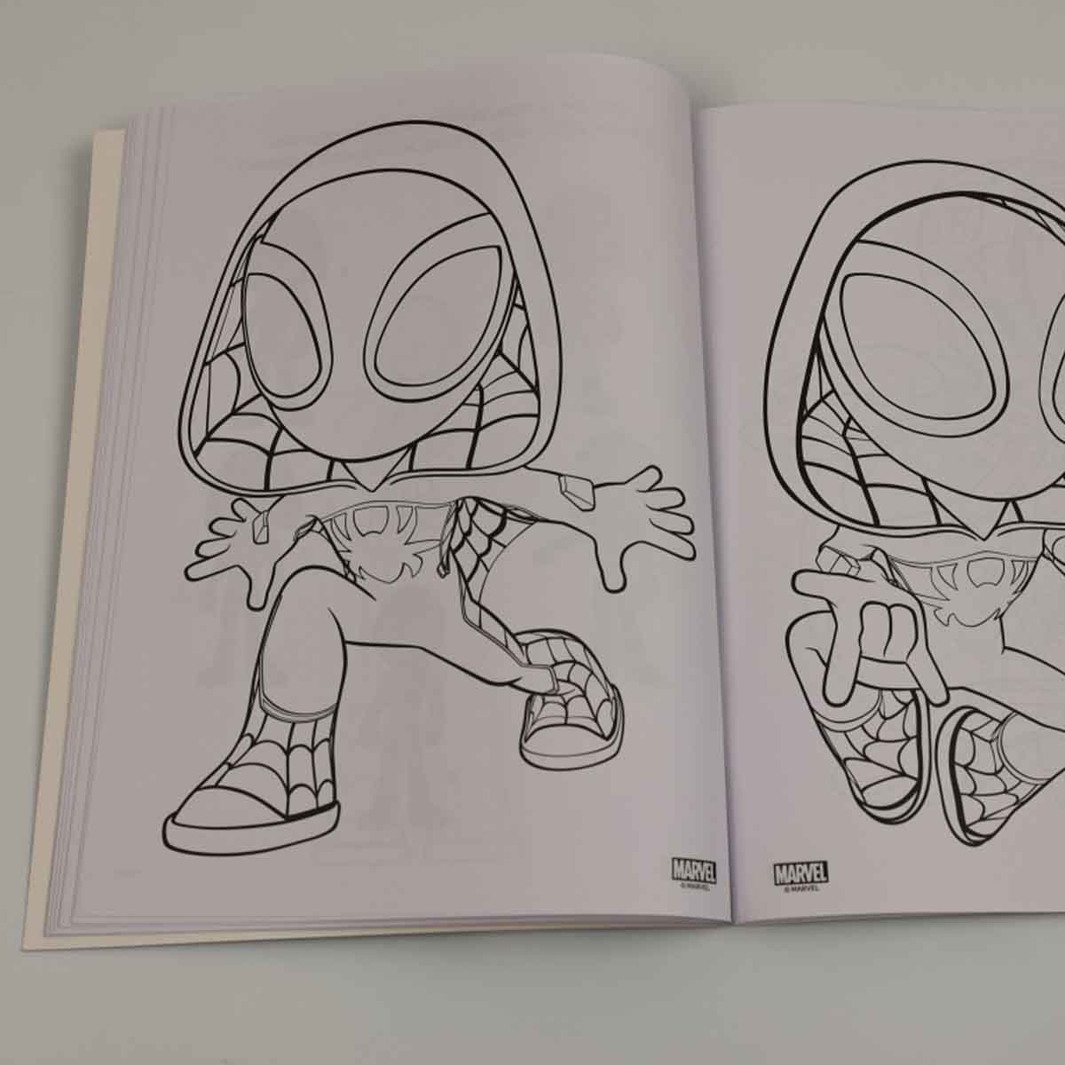 Spidey & His Amazing Friends Colouring & Activity Book with Twisted Silk Crayons Unisex, 3-4 Years