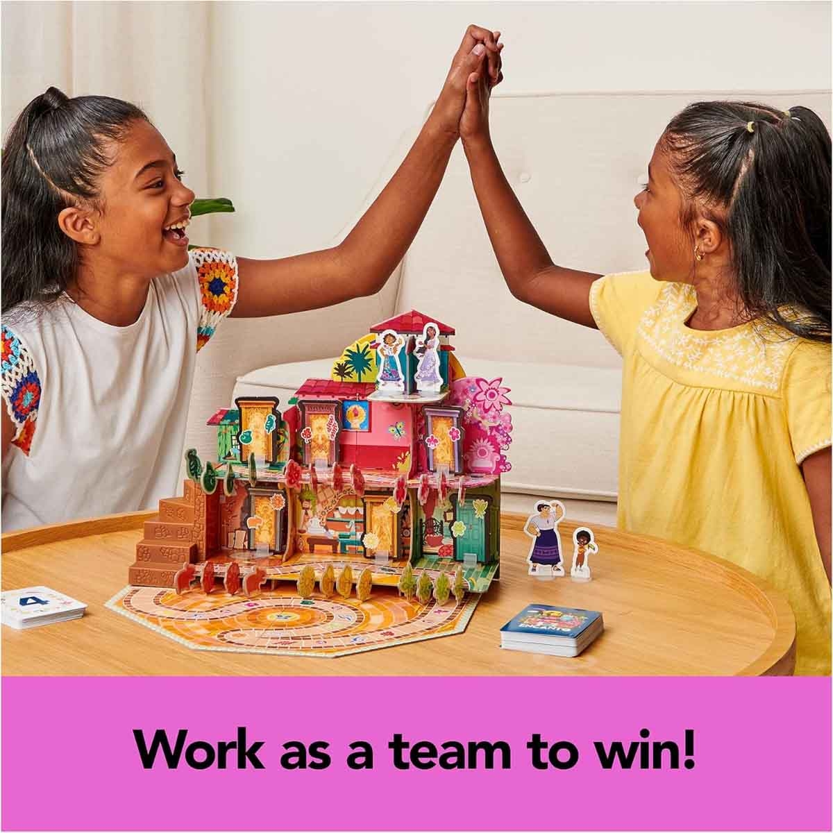 Spin Master House of Charms Cute Easy Family Board Game Unisex, 5-7 Years