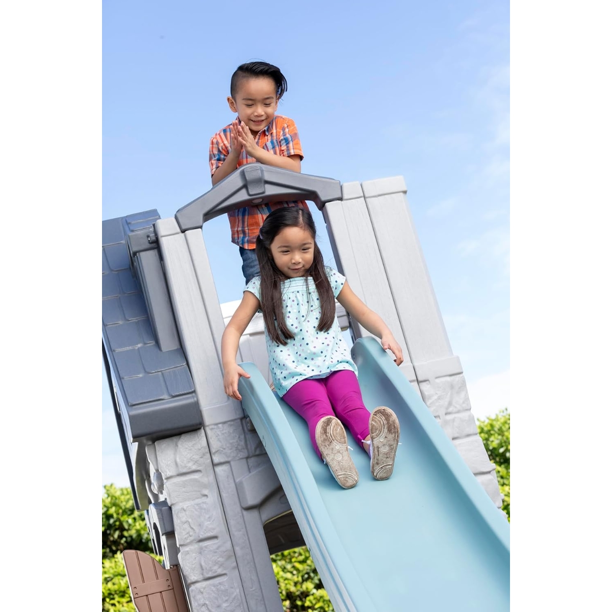 Step2 Adventures 2-Story Playhouse & Slide Unisex, 3-4 Years