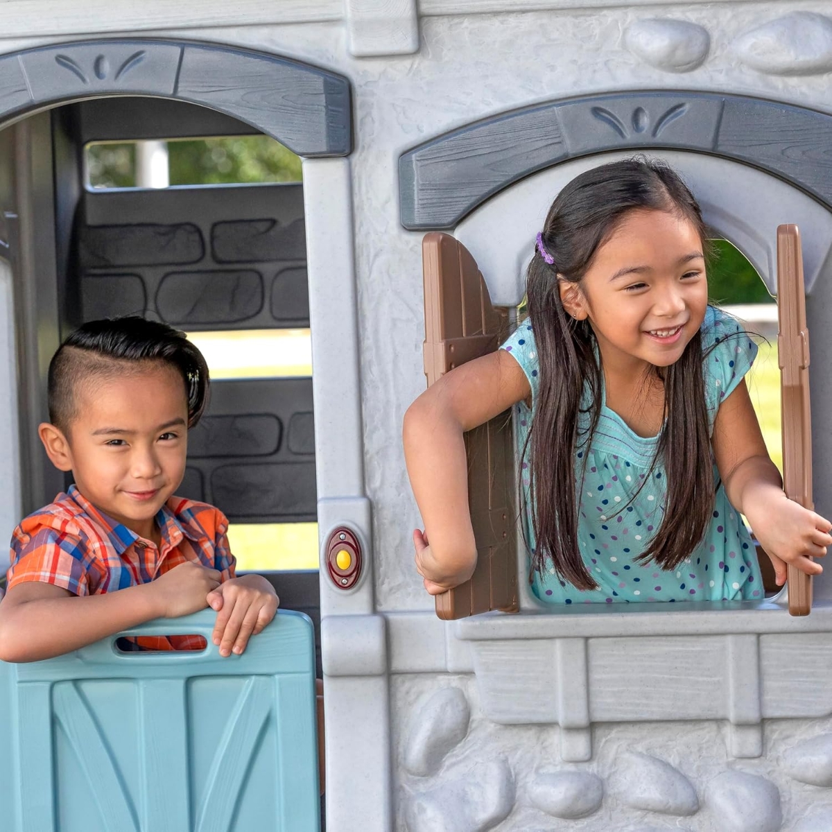 Step2 Adventures 2-Story Playhouse & Slide Unisex, 3-4 Years