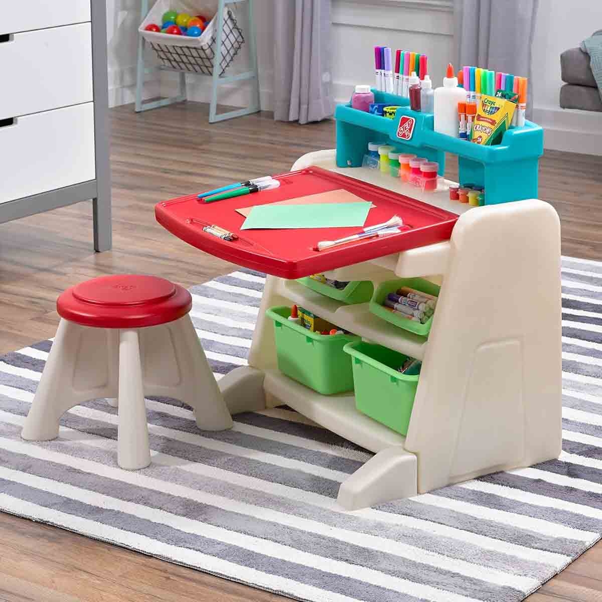 Step2 Flip & Doodle Easel Desk with Stool Unisex, 3-4 Years