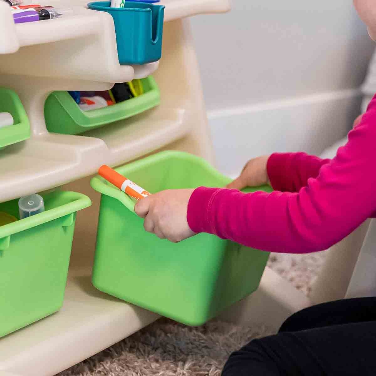 Step2 Flip & Doodle Easel Desk with Stool Unisex, 3-4 Years