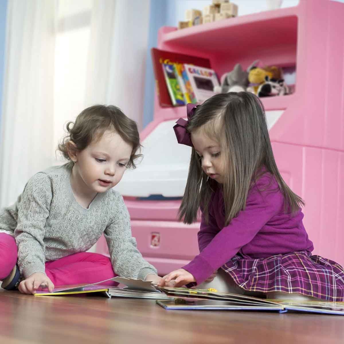 Step2 ST2857600 Lift & Hide Bookcase Storage Chest Unisex, 3-4 Years