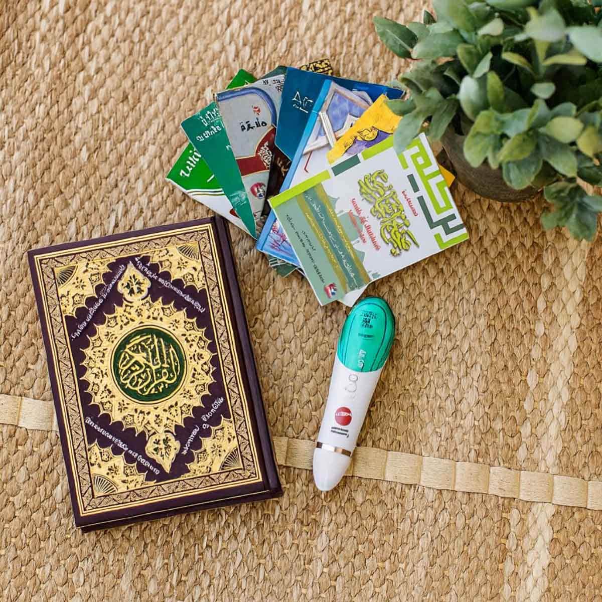 سندس مصحف AQ-1001 مع قلم قراءة 8GB